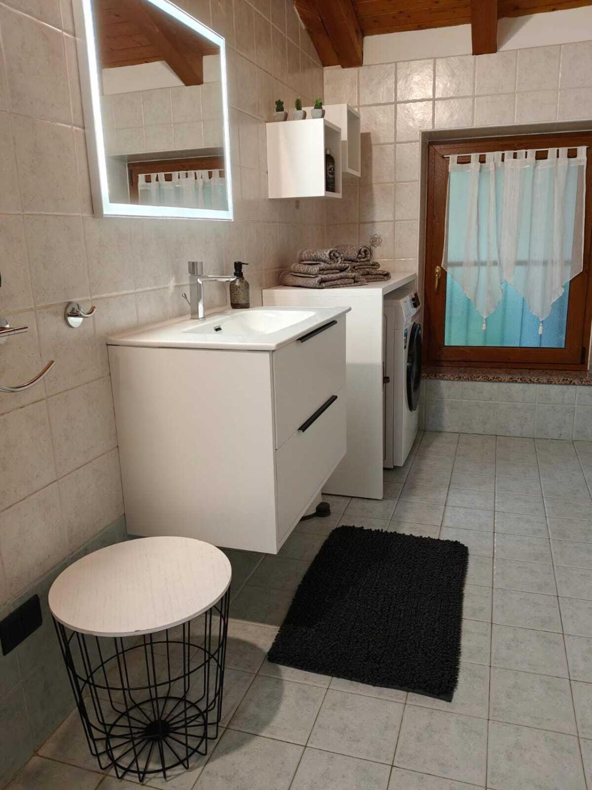 Appartamento Al Forte Torbole Sul Garda Habitación foto